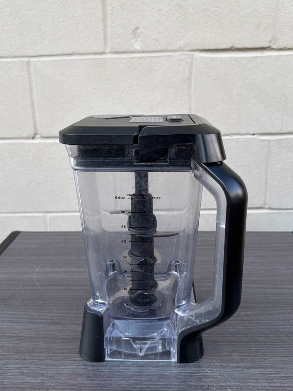 Ninja Blender 72 oz Pitcher Replacement W/ Lid Blade BL610 BL770 BL660 EUC READ